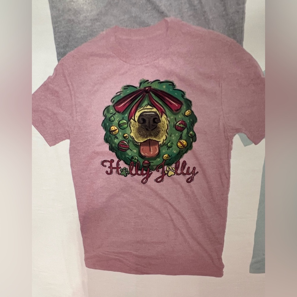 Christmas Pink Holly Jolly Dog Wreath T-Shirt NWT
